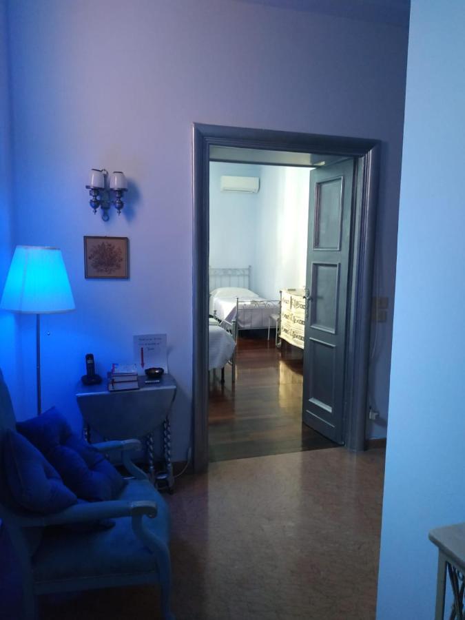 Around The Corner Colosseo B&B Roma Dış mekan fotoğraf